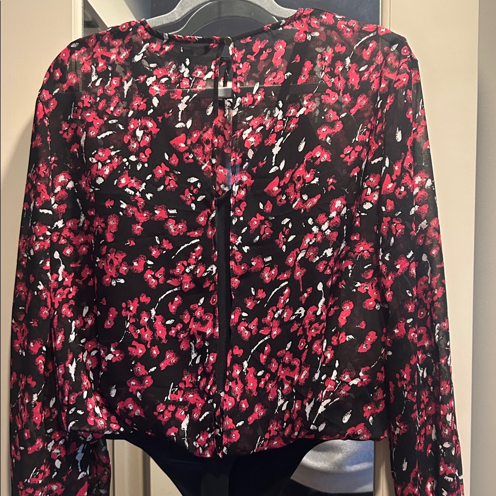 Banana Republic blouse - Picture 5 of 7